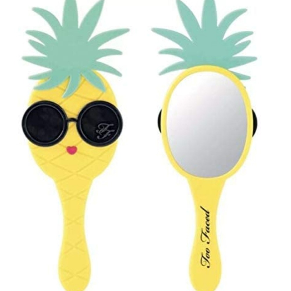NIB Too Faced Lookin Fine-Apple Hand Mirror